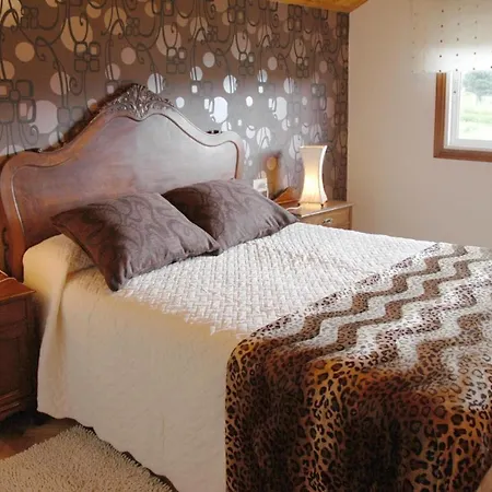 Sleeps 6 Pool Wifi